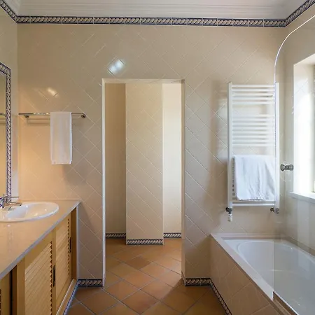 Casa Silvercoast Tatil Evi